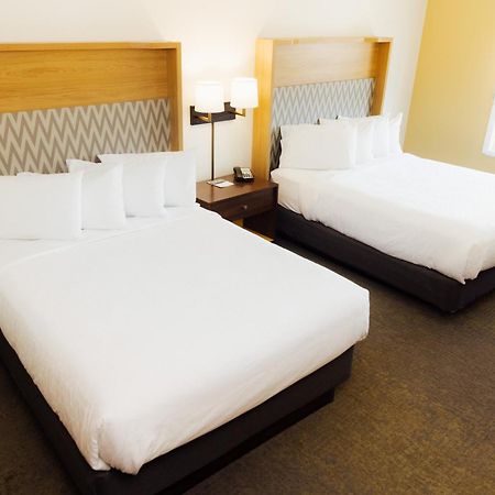 Holiday Inn & Suites - Hopkinsville - Convention Ctr By Ihg Exteriör bild